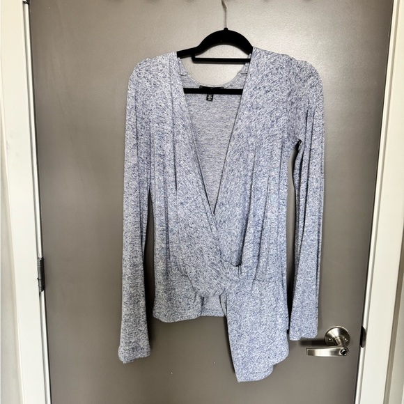 Missguided Gray Sweater Plunge Long Sleeve Top - Picture 3 of 5